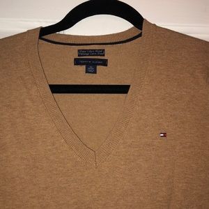 Tommy Hilfiger XS Tan Long Sleeve V-Neck Top